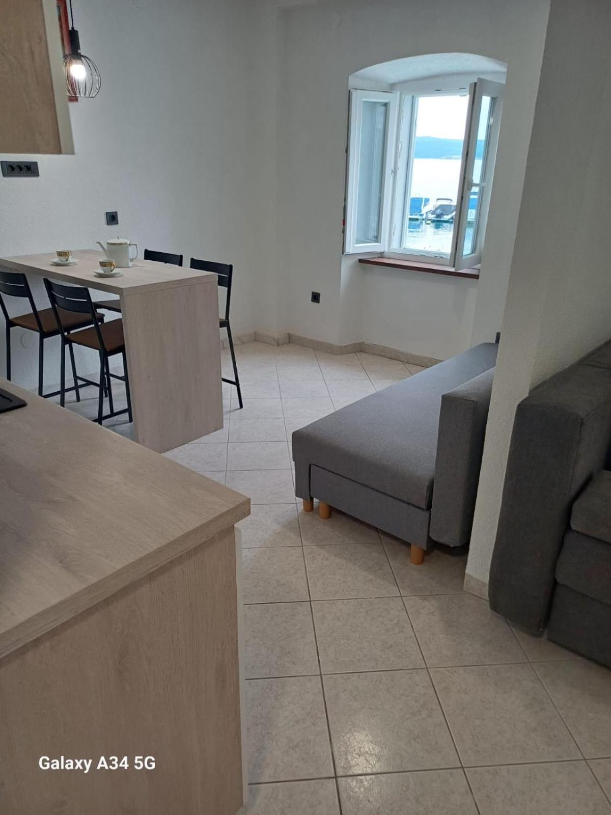 Apartmani Centar Selce Eksteriør bilde